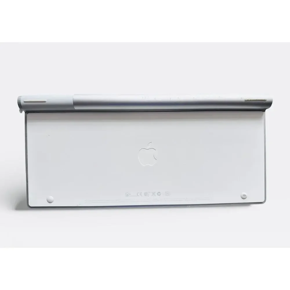 Apple A1255 Wireless Bluetooth Keyboard (White/Silver) Parts Only